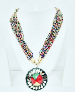 UV Fashion Elegant Multicolor Necklace with Stone Pendent Beads Alloy Necklace